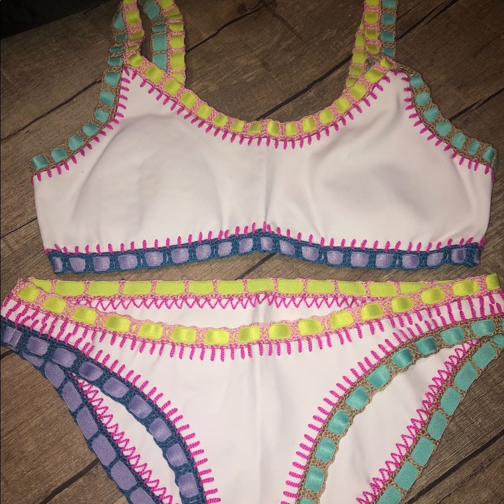 Swim suit